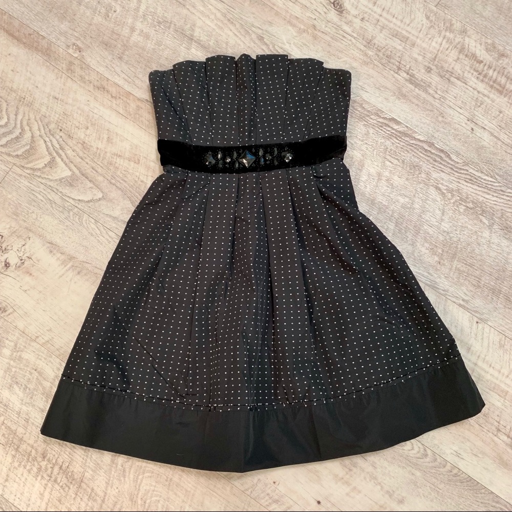 BCBGMAXAZRIA Strapless A-Line Cocktail Dress